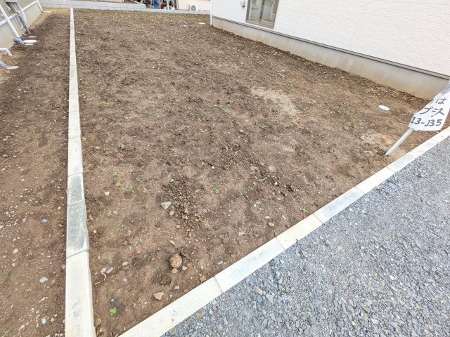 つくば市高見原　第17　新築戸建て　1号棟の庭|日当たりや広さを現地で体感してください。理想のガーデニングや家庭菜園を始めてみませんか。