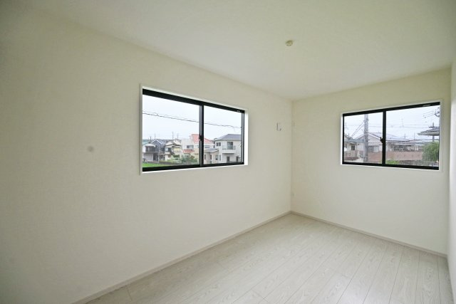 テラシエ南野1丁目新築一戸建て│4LDK+駐車2台可の洋室|-洋室5.6帖(2F)-