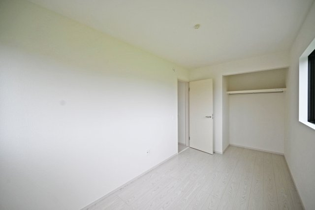 テラシエ南野1丁目新築一戸建て│4LDK+駐車2台可の洋室|-洋室5.6帖(2F)-