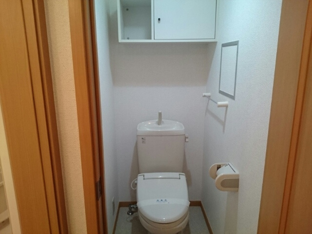 アクティフ弐番館のトイレ