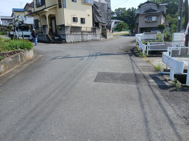 リーブルガーデン．Ｓ　寄居富田　の前面道路含む現地写真|現地前面道路（2026年07月14日）撮影