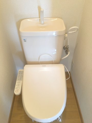 ヴァンベール八橋のトイレ|温水洗浄便座