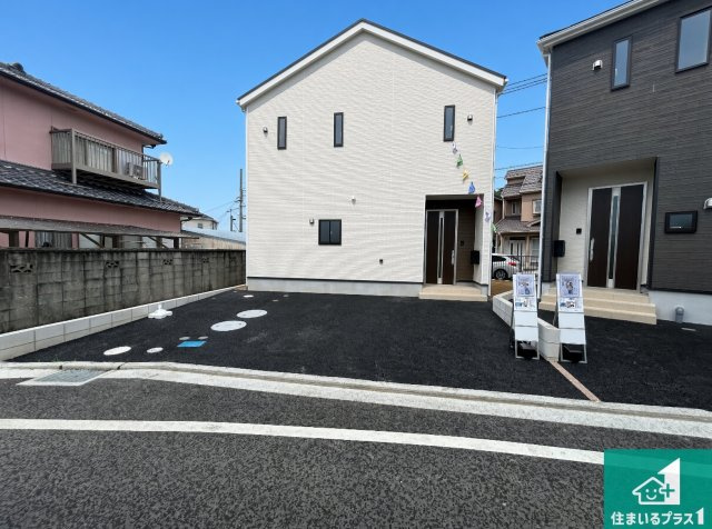 ◆阪南市箱作　第3期　新築一戸建ての外観|安心の10年保証！外観を美しく保ち、雨水で汚れを落とします！気になることがありましたら、お気軽にお問い合わせください！