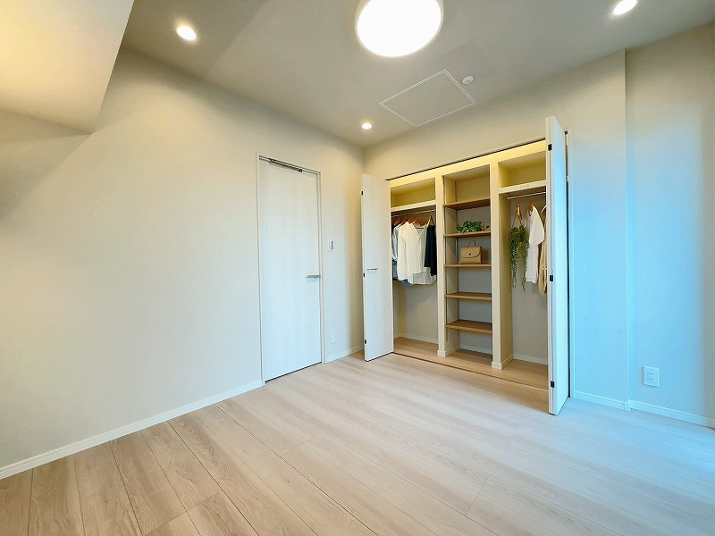 練馬区平和台4丁目　D’クラディア平和台　13階×三方角部屋　新規フルリノベーション済の洋室