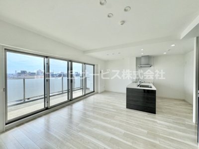 【居間・リビング】 | シティライフ豊橋前田町 中古マンション | ゆったり過ごせる居間です