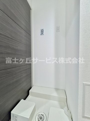 【ランドリースペース】 | シティライフ豊橋前田町 中古マンション | 洗濯機置き場です
