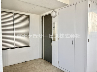 【玄関】 | シティライフ豊橋前田町 中古マンション | 落ち着いた玄関入口です