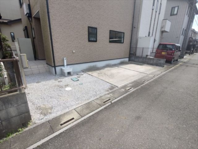 【駐車場】の画像