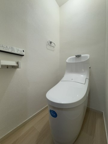 トーア新富マンションの洗面所|広い洗面スペース