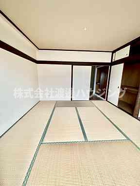 ヴェルデ本町の和室