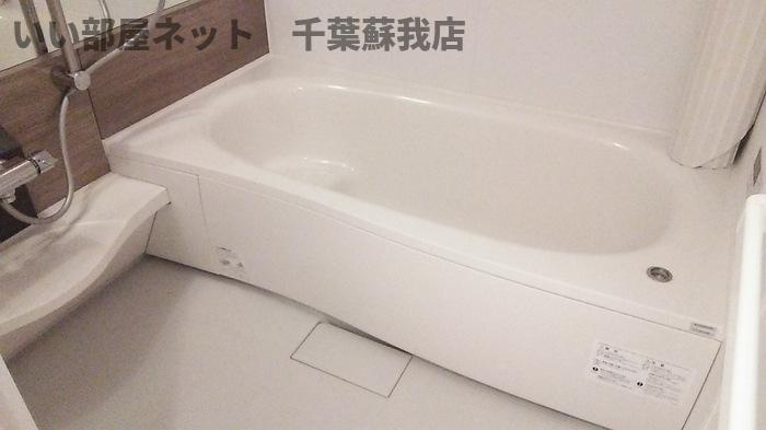ルーチェの浴室|広々としたバスルーム♪一日の疲れをゆっくり癒してください♪