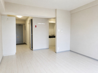 静かで落ち着いて過ごせるお部屋です