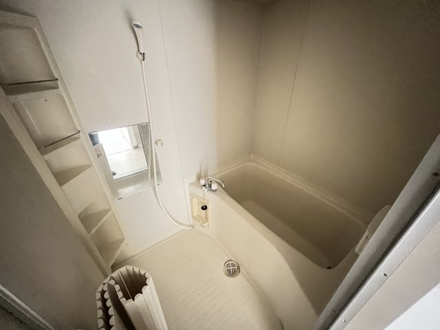 ハーヴェスト本郷の浴室