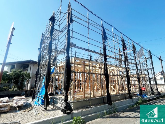 阪南市箱作　第3期　新築一戸建ての外観|周辺は落ち着いた街並みの住宅地！子育てがしやすい住環境です！まだ未完成ですが、現地でしかわからない事もございます。是非一度ご覧ください。