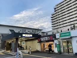鶴瀬駅まで1800m