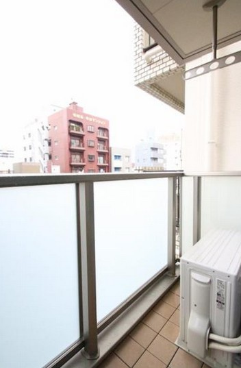 ※同じ間取りの別の部屋の写真です