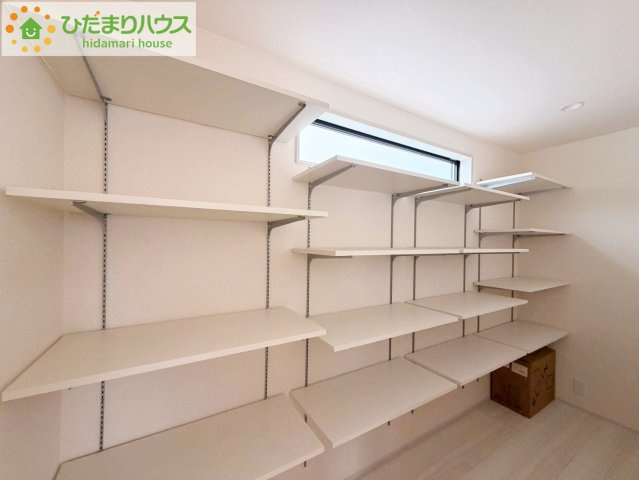 那珂市菅谷19期　新築戸建　2号棟の収納|パントリー完備で散らかりがちなキッチン回りもラクラクお片付けできちゃいます！(*^-^*)