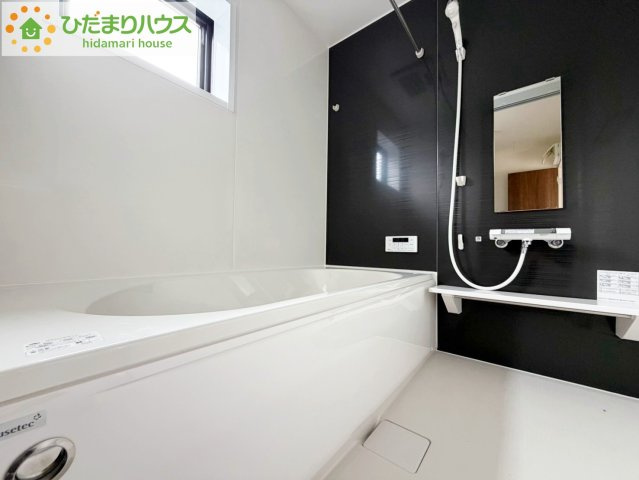 那珂市菅谷19期　新築戸建　2号棟の浴室|大人が足を伸ばしても十分な広さ！一人でゆっくりくつろぐ時間も大切です！