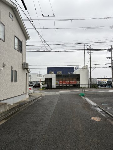 和歌山市松島・中古戸建・54806の前面道路含む現地写真