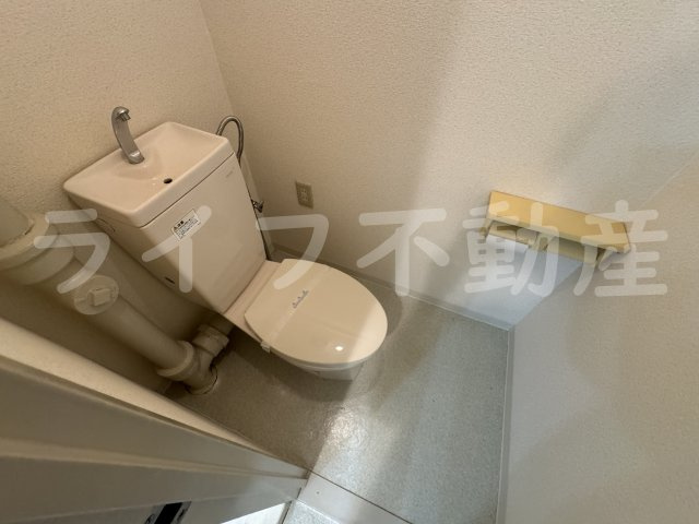 シャンポール東大阪のトイレ|ゆったりとした空間のトイレです