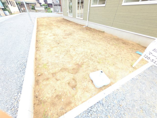 つくば市高見原　第17　新築戸建て　2号棟の庭|日当たりや広さを現地で体感してください。理想のガーデニングや家庭菜園を始めてみませんか。