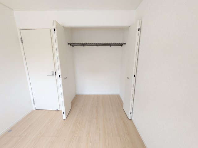 つくば市高見原　第17　新築戸建て　2号棟の収納