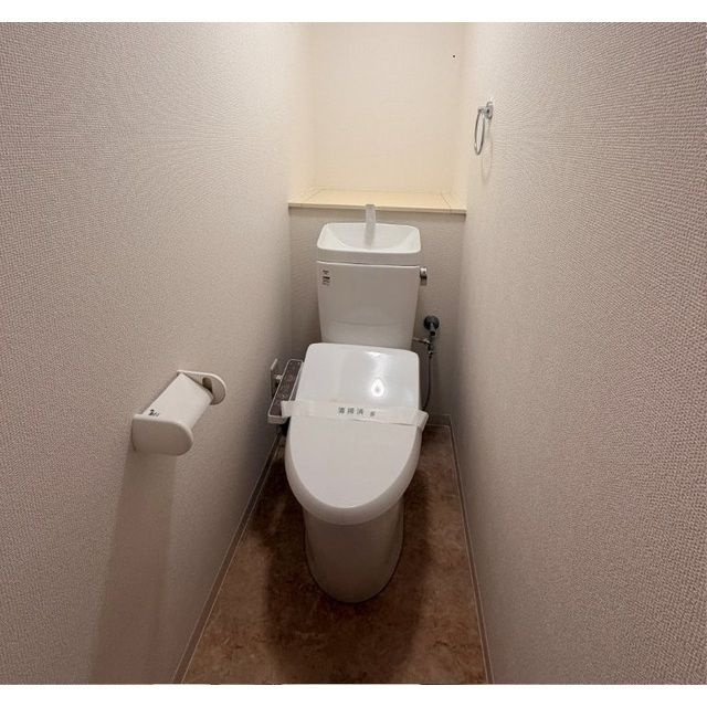 洋伸東大島マンションのトイレ|落ち着いたトイレです