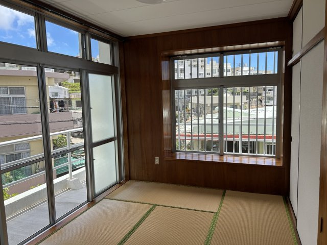 那覇市繁多川戸建の和室