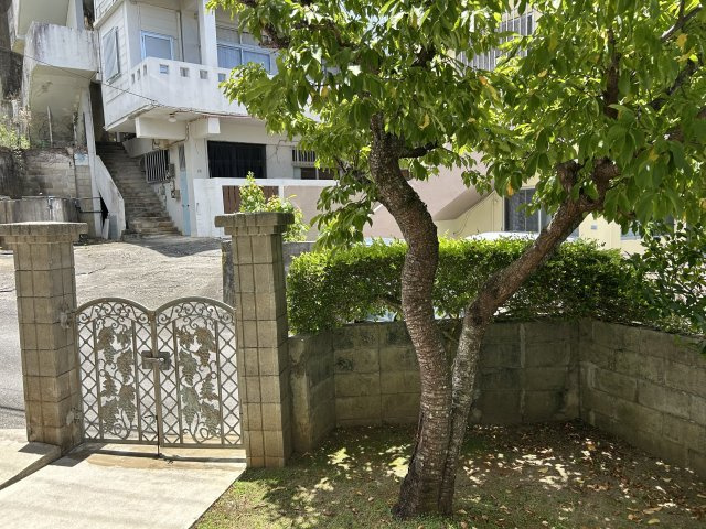 那覇市繁多川戸建の外観