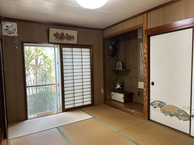 那覇市繁多川戸建の和室