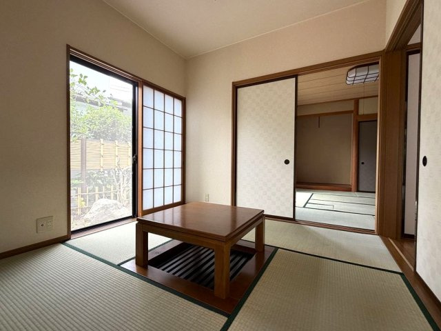 商談中　伊豆高原 すいらん荘別荘地　平坦地に建つリフォーム済み5SLDKの和室|掘りごたつ付き