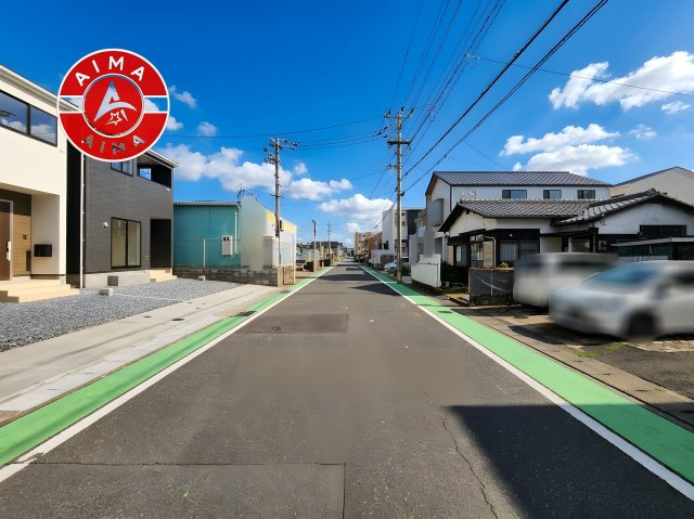 春日市伯玄町2丁目第1-2棟（1号棟）の前面道路含む現地写真|前面道路です。
