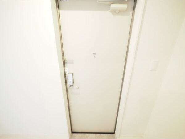ハーモニーヒルズ豊田本町の玄関