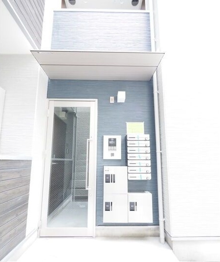 ハーモニーヒルズ豊田本町のエントランス