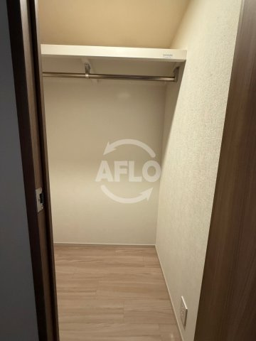 ウエリスタワー谷町四丁目の収納|ウエリスタワー谷町四丁目　ウォークインクローゼット