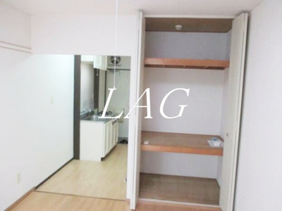 【居間・リビング】 | 若井ハイツ | 洋室のお部屋です。