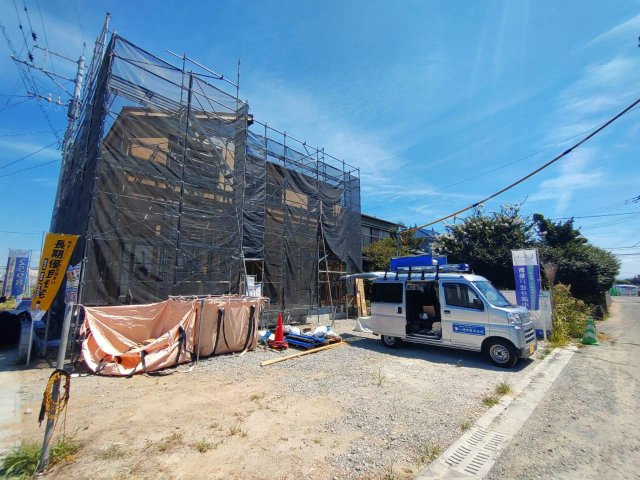 三潴郡大木町大字絵下古賀の新築一戸建の前面道路含む現地写真