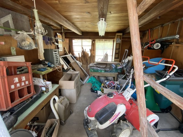 丹波市氷上町御油の中古一戸建のその他|倉庫内