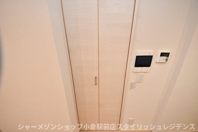 オーヴィジョンクラス浅香通りの玄関