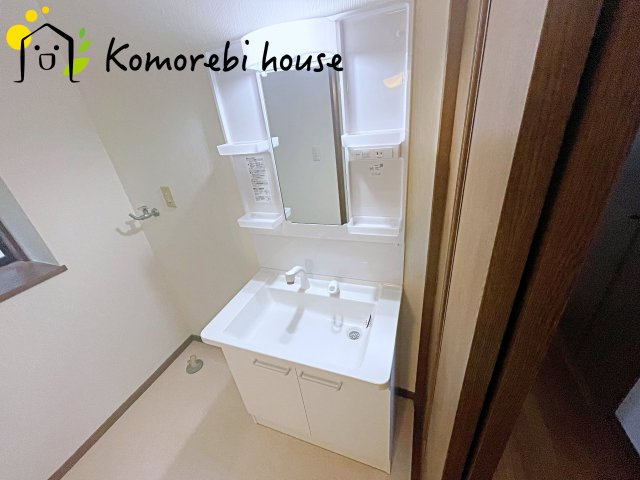 さいたま市見沼区南中丸　2期　中古戸建の独立洗面台|26.7.9撮影済み