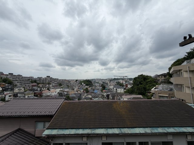 趣のある中古戸建。DIYで好きなように変身させるのもアリ！！この年代の建物だからこそ“活かし方”次第で魅せ方も大きく変えられる魔法の種。それが、『保土ケ谷区初音ケ丘』中古戸建の展望