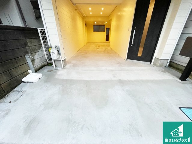 尼崎市東難波町　中古一戸建ての駐車場|駐車スペース！散水栓があるので、こまめに愛車を洗えます！