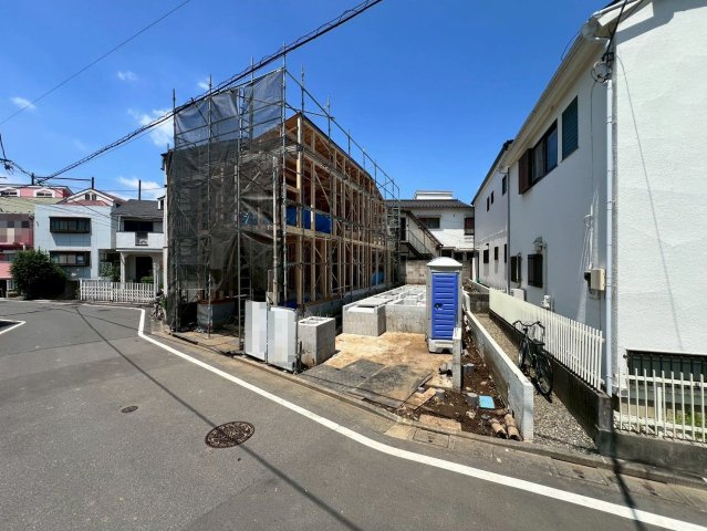 【外観】 | 中野区野方３丁目　新築戸建て　B号棟 | 建築中