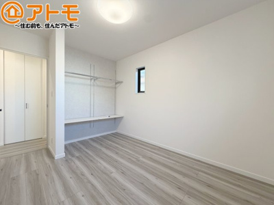 【子供部屋】 | 葵区柳町　新築戸建　全1棟 | 壁と床がシンプルな色合いだからこそ自分だけの空間を作れます♪お部屋作りのイメージは順調でしょうか♪