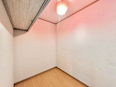 【収納】 | 豊中市上津島３丁目中古戸建 | エイブル売買事業部では、箕面市・豊中市・吹田市・池田市・茨木市・高槻市の北摂エリア全域で、物件のご紹介を致しております。北摂エリアにて購入物件をお探しの際は、当社までお問合せ下さいませ。