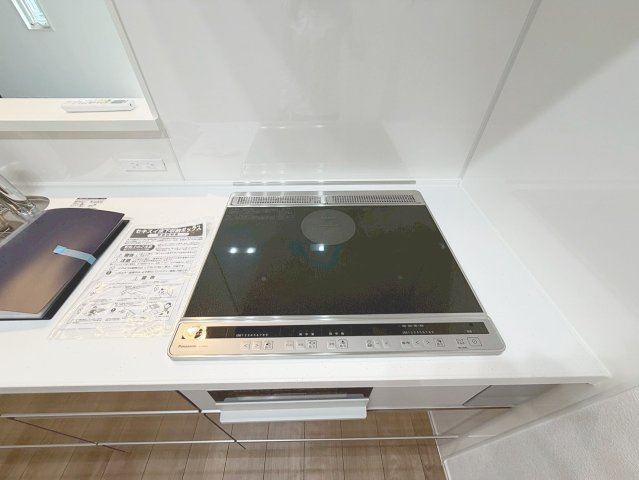 LA　GLAYCYNE逆瀬川のキッチン