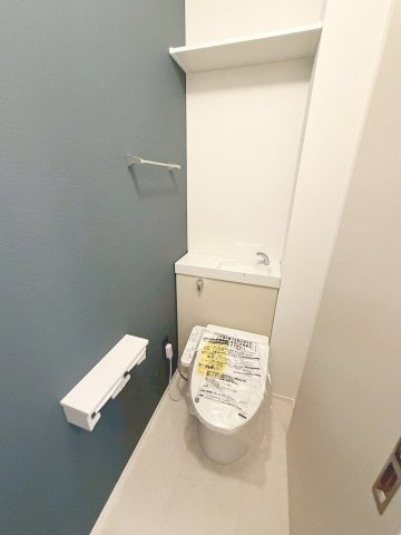 LA　GLAYCYNE逆瀬川のトイレ