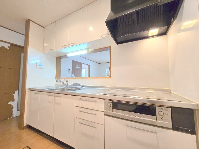 青梅市柚木町1丁目　中古戸建のキッチン