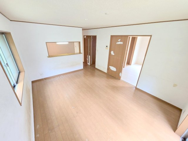 青梅市柚木町1丁目　中古戸建の居間・リビング