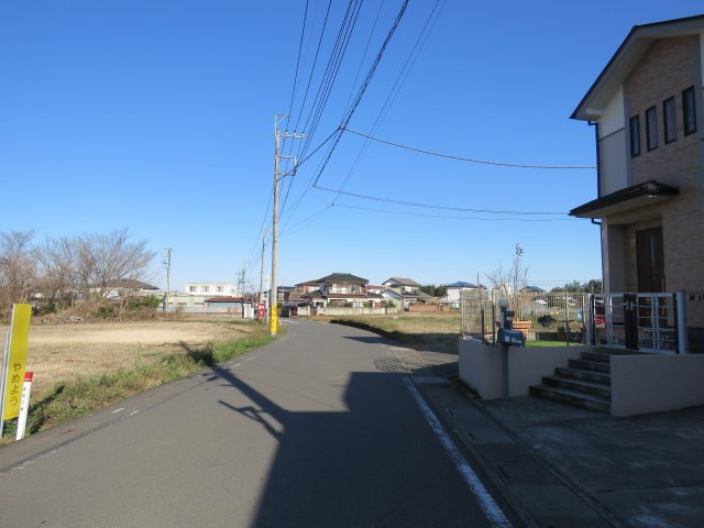 坂戸市善能寺売地の前面道路含む現地写真